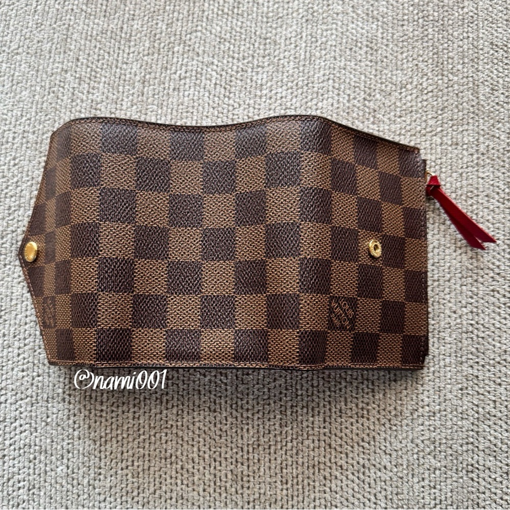 Louis Vuitton Damier Ebene Compact Wallet - Picture 4 of 11